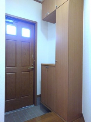 【玄関】 | ルミエールＢ