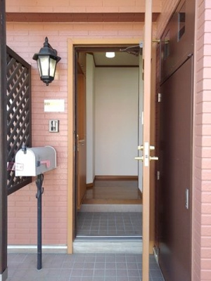 【エントランス】 | ルミエールＢ