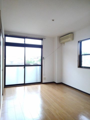 【居間・リビング】 | ハイツＯ・Ｍ