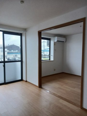 【居間・リビング】 | ハイツロードサイド