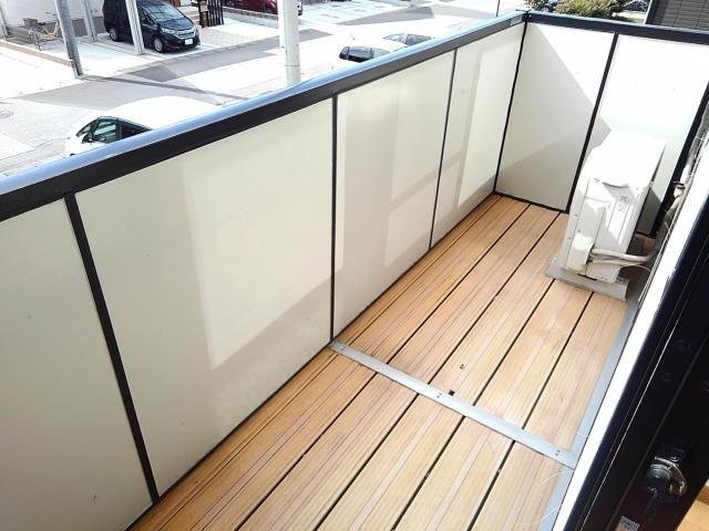 エクセル城東Ｃのバルコニー