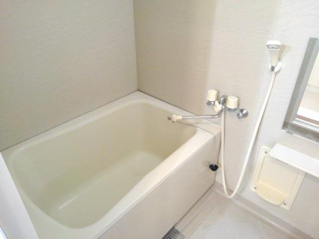 エクセル城東Ｃの浴室