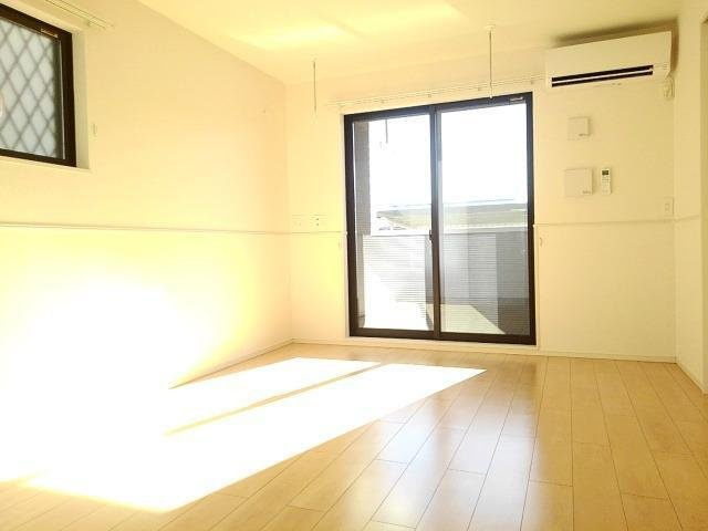 グレイスＣの居間・リビング