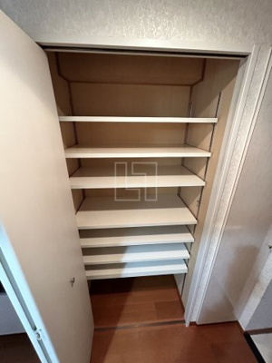 【収納】 | アスリート御堂筋本町 | アスリート御堂筋本町　物入