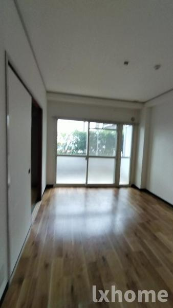 天王タウンハイツの居間・リビング|ゆったりとした居間です