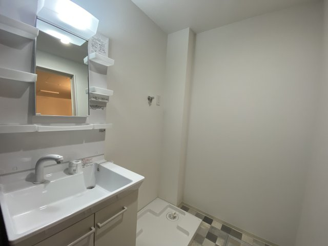 ビバリーヒルズの洗面所|※イメージ写真です。内装の色などが異なる場合があります。場合があります。