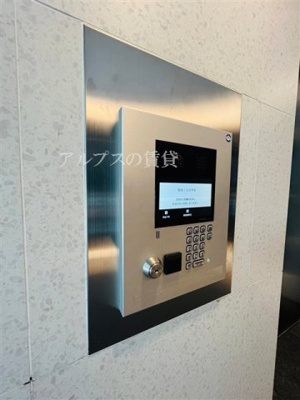 【エントランス】 | GRAN PASEO横濱関内PREMIUM