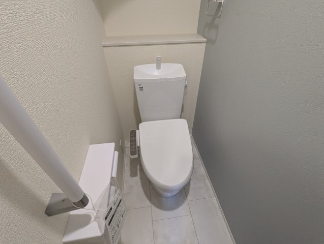 瀬戸市ひまわり台　全3棟のトイレ