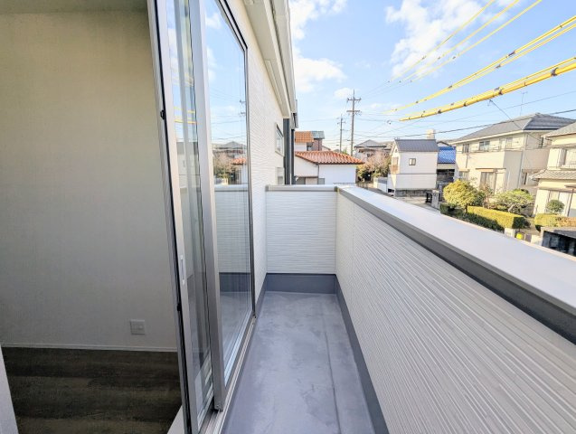瀬戸市ひまわり台　全3棟のバルコニー