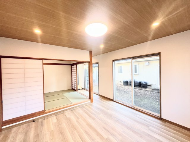 須賀川市向陽町の居間・リビング