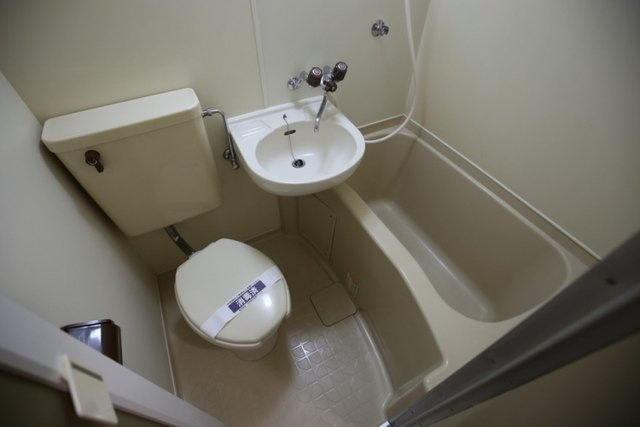 横浜平沼ダイカンプラザ三号館の浴室|お風呂で日々の疲れを落としましょう