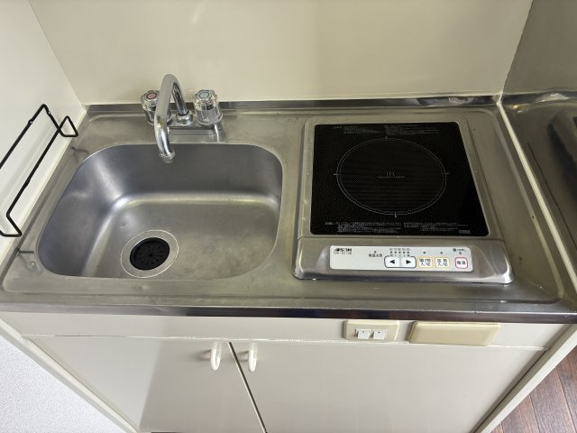 森島ビルⅡのキッチン|お料理しやすいキッチンです