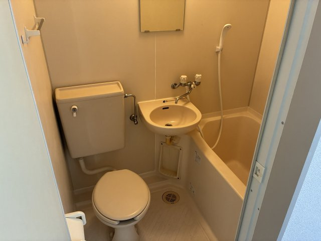 森島ビルⅡの浴室|日々の疲れを癒すお風呂付です