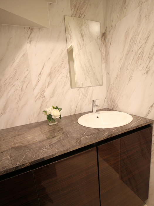 RSC目黒の洗面所|ゆったりとスペースのある洗面所