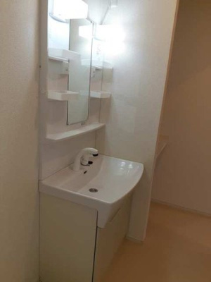 【洗面所】 | アマポーラＢ