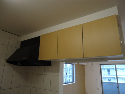 【キッチン】 | ユーパークカルナ | キッチン上部