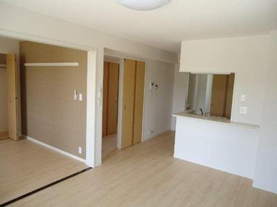 【居間・リビング】 | ユーパークカルナ | リビング