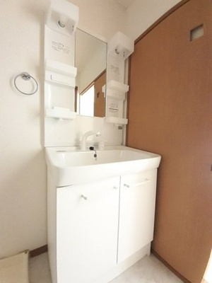 【洗面所】 | クローバーヒルズＢ