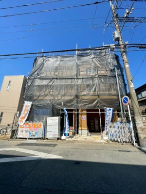 【外観】 | 川崎2棟 | 上棟致しました、木工事中になります。（モデルルームをご案内致します。）