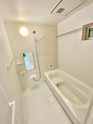 【その他】 | 川崎2棟 | 施工例：浴室乾燥機付き