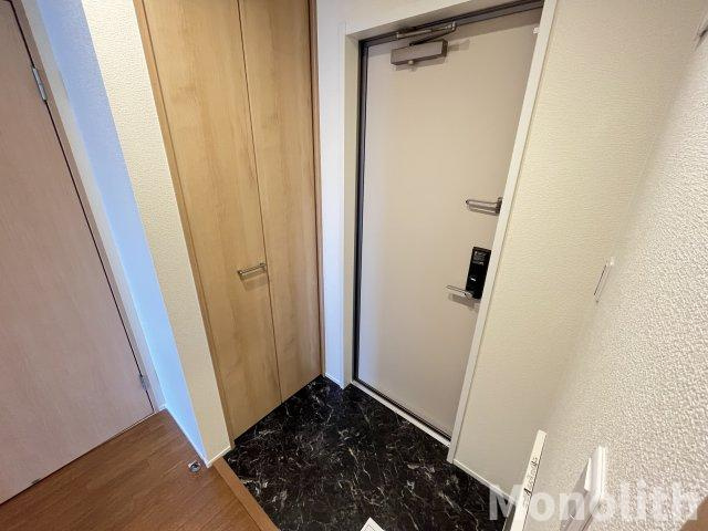 ユアメゾン加茂の玄関