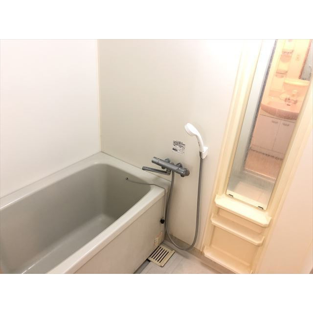 グローリア室見の浴室