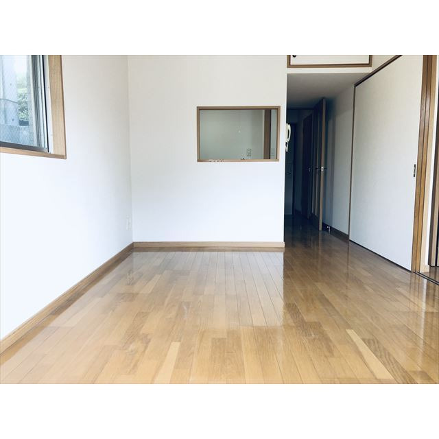 グローリア室見の居間・リビング