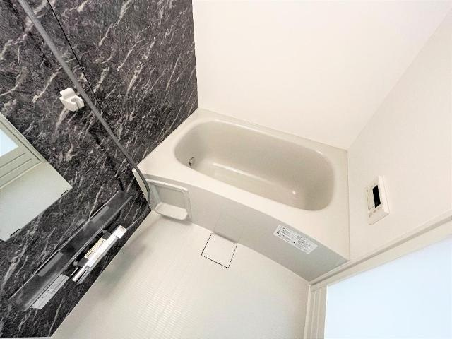 ペルルⅤの浴室|色合いは異なる場合がございます。（イメージ）