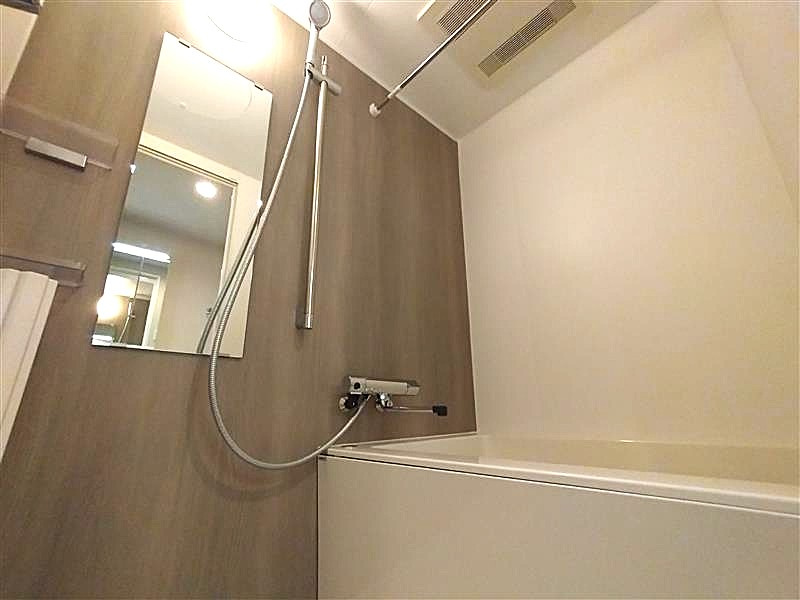 ユニライフ宇治C棟の浴室