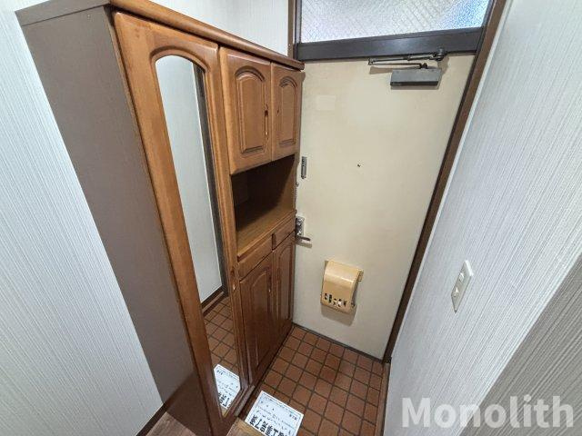 コスモヴィラ石橋の玄関