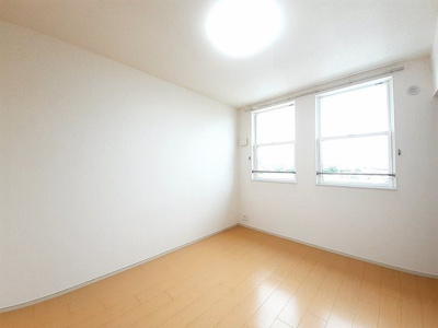 【内装】 | クリスタルＡ