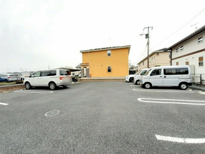【駐車場】 | クリスタルＡ