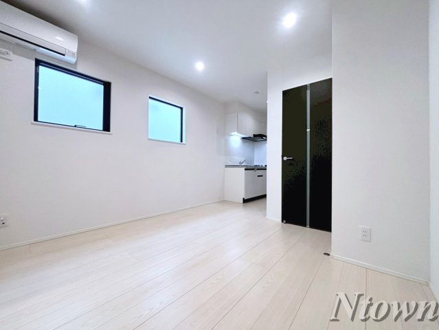 【居間・リビング】 | Cherim 本陣十王町 North | ゆったり過ごせるリビングです