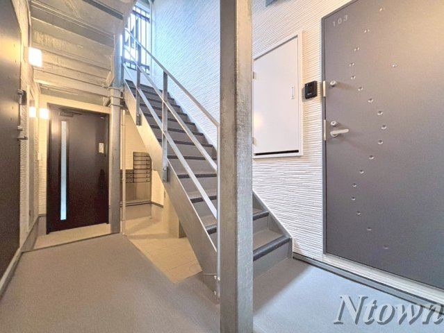 【ロビー】 | Cherim 本陣十王町 North | 清潔なロビーです