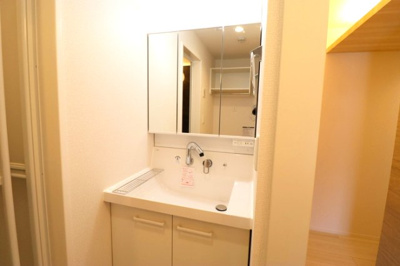 【独立洗面台】 | Ｄ-カヴェリ本千葉 | 洗髪洗面化粧台