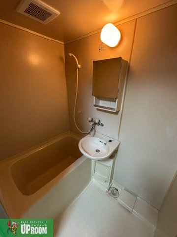 サンコーポ八幡の浴室