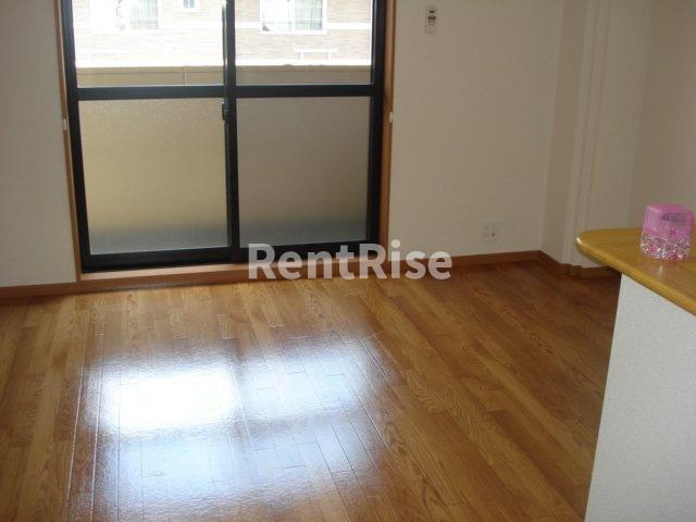 グリーンティアラの寝室|リビング(イメージ)