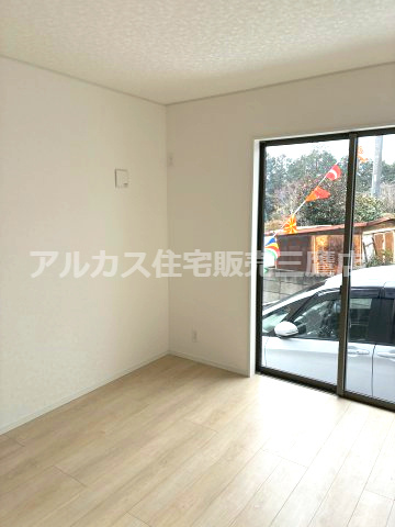 新座市大和田５丁目 武蔵野線 新座駅 新築戸建の洋室