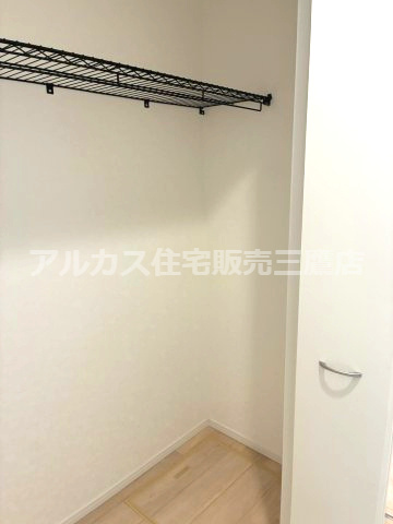 新座市大和田５丁目 武蔵野線 新座駅 新築戸建の収納