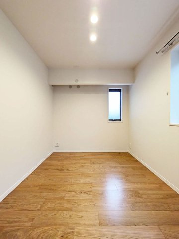 プレミアス城西の居間・リビング