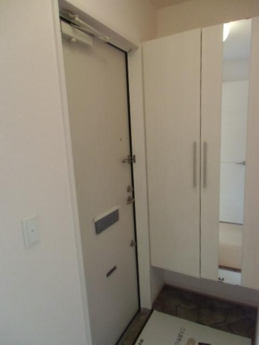 リビングタウン飯岡新田Ⅱの玄関