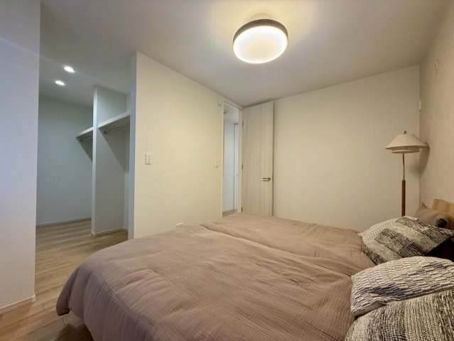 いの町枝川　未入居戸建の洋室|落ち着いた色合いでぐっすり快眠♪明日へのエネルギーをチャージ