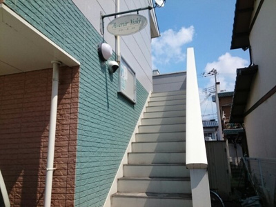 【エントランス】 | アヴニールユキ | 清潔なエントランスです