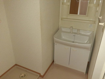 【洗面所】 | サニーパレスＣ | 忙しい朝には欠かせない洗面所です