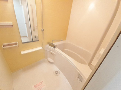 【浴室】 | ラ・ペッシェＮ | 日々の疲れを癒すお風呂付です