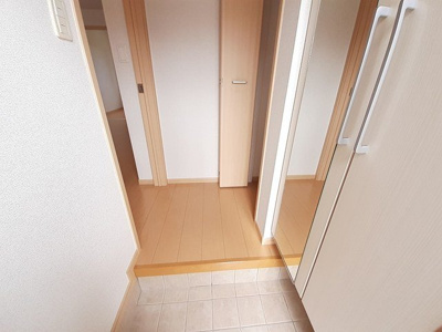 【玄関】 | ラ・ペッシェＮ | きれいな玄関です