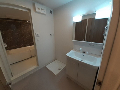 【洗面所】 | シャルマンヴィレッジ　Ｂ | ゆったりとスペースのある洗面所