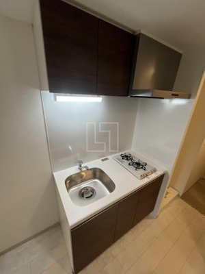 【キッチン】 | エステムコート難波サウスプレイスⅦリアン | エステムコート難波サウスプレイスVIIリアン　２口ガスシステムキッチン