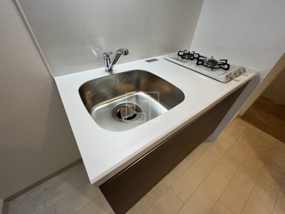 【キッチン】 | エステムコート難波サウスプレイスⅦリアン | エステムコート難波サウスプレイスVIIリアン　２口ガスシステムキッチン