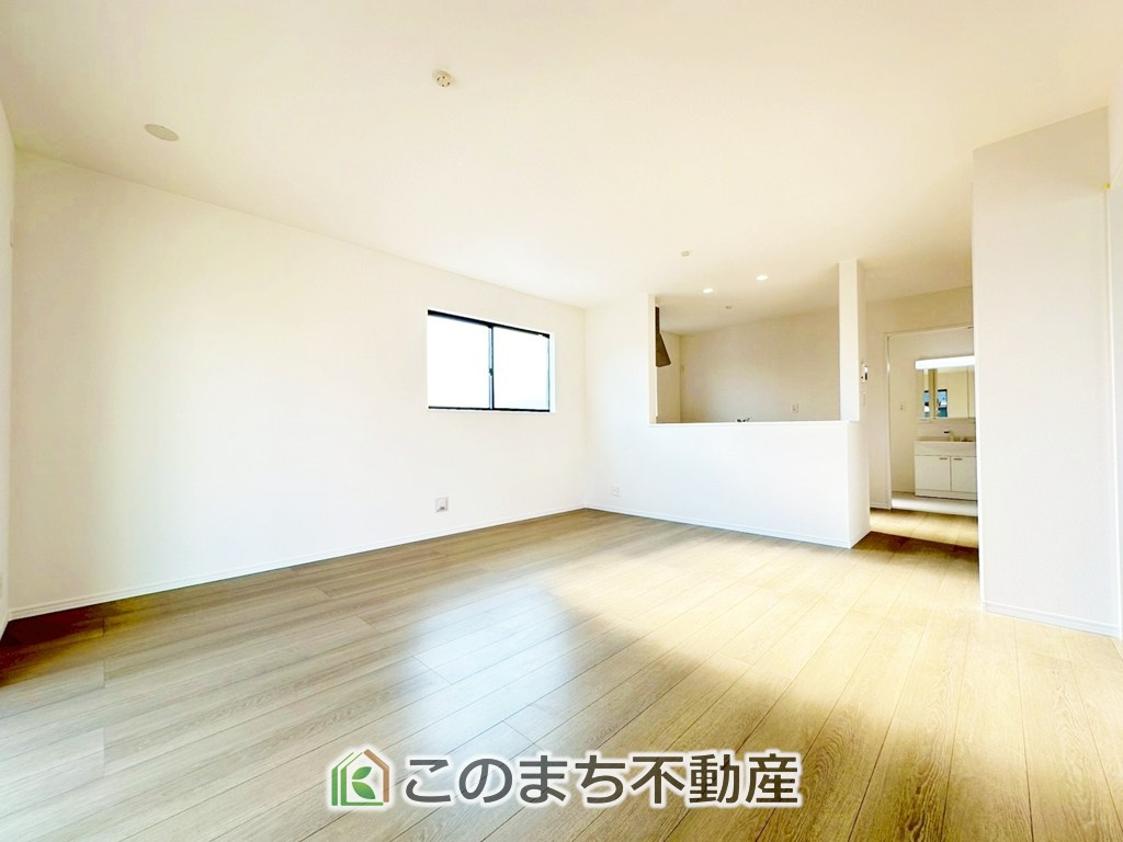 ハートフルタウン宇都宮市若草5丁目2698番の居間・リビング|時間のゆとりと空間、暖かな陽光がもたらす光と風を独占してください。新しい暮らしが始まります。
